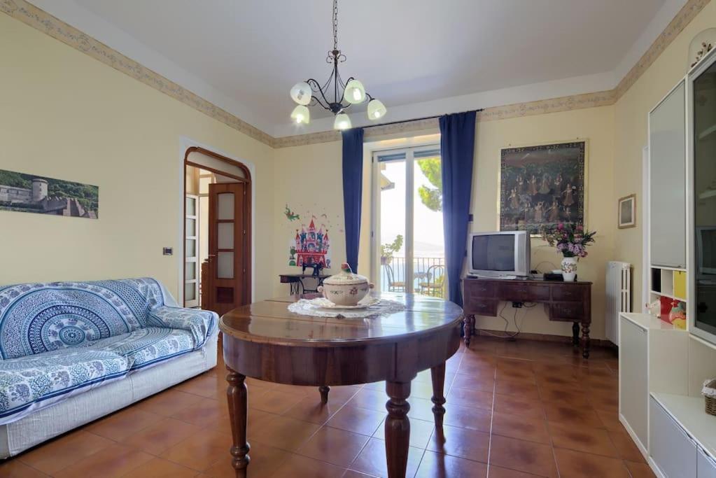 Casa Panoramica Apartamento Castellammare di Stabia Exterior foto